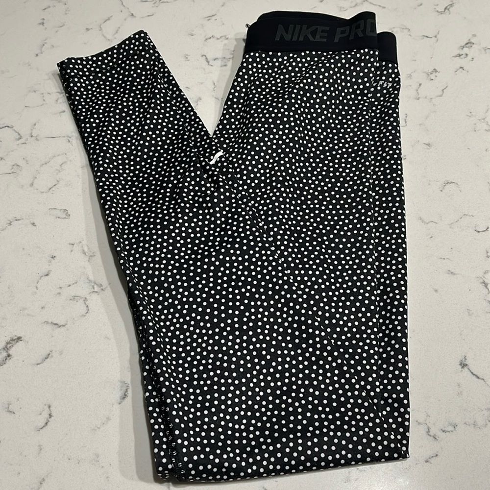 Nike dry, fit leggings, and good condition.